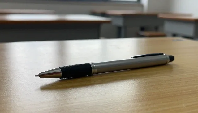 教学资源开发:为本地化方案的性能与适用条件分析
